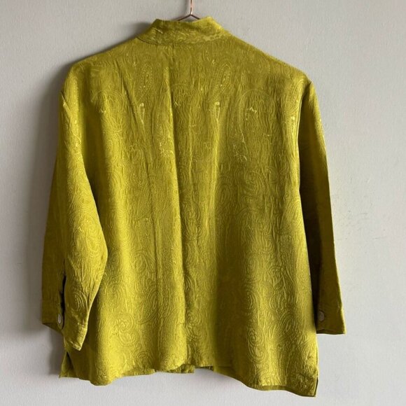 Chicos Women Long Sleeve With Collar Button Down Silk Jacket Lime Green Size 0 - Picture 8 of 10